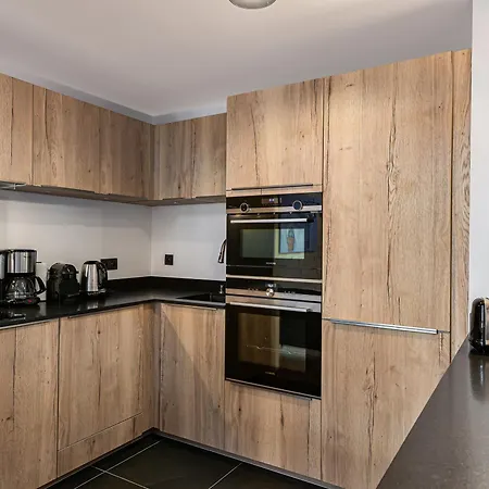 Appartement Proche Des Pistes - Fr-1-563-57 Courchevel