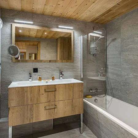 Proche Des Pistes - Fr-1-563-57 * Courchevel